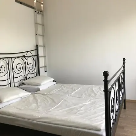 Hunyadi Apartment *